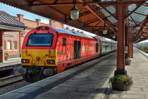 923328 (a): :2048x1367